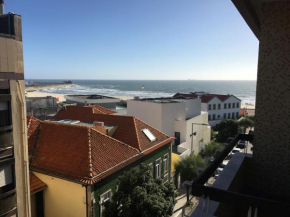 Leça Beach Flat ** Amazing Views ** Porto